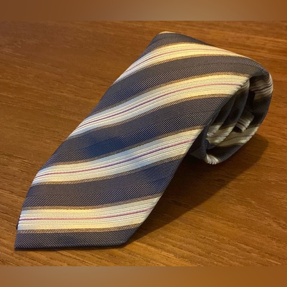 Bundle of 3 ties! - Picture 6 of 9